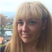 English Philologist and Native Speaker with more than 25 Years of Experience Teaching English as a Second Language